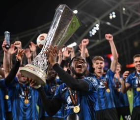 Kaiyun开云体育-【人物】欧联决赛戴帽比肩4大传奇！卢克曼何许人也？